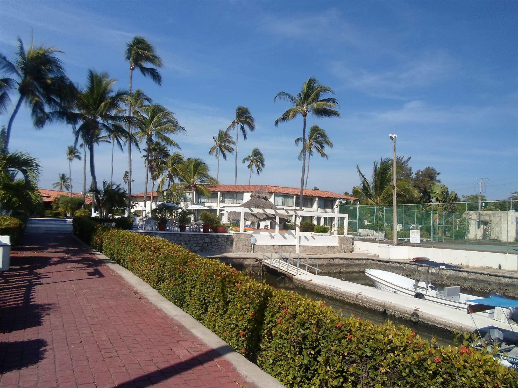 Cabo Blanco Hotel And Marina Barra de Navidad Kültér fotó